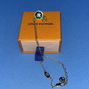 Louis Vuitton Gold necklace